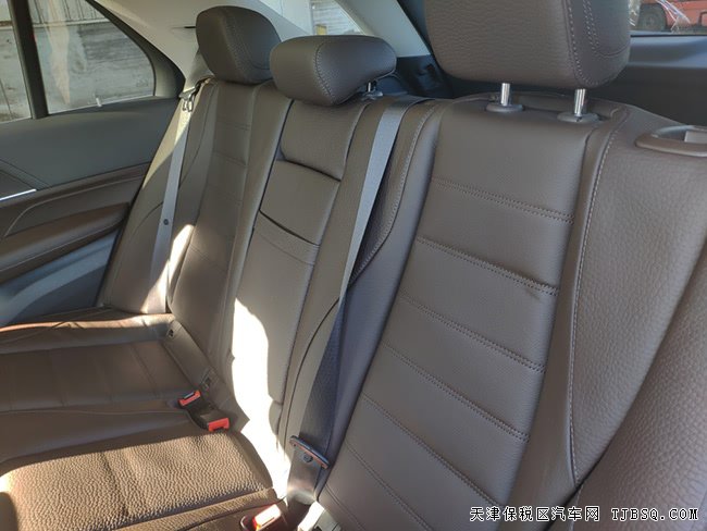 2020款奔驰GLE450加规版 豪华包/智驾包/底升现车99万