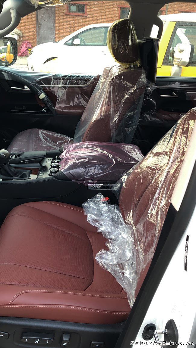 ƽ�н��ڳ�20���׿���˹LX570������ �ֳ���������