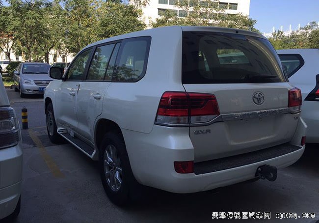 19款丰田酷路泽4600中东版 8气囊/天窗/18轮现车89.5万