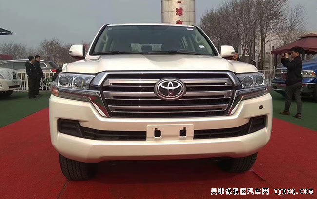 2019款丰田酷路泽4000中东版 后挂/天窗/8气囊现车66万