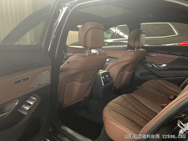 2019款奔驰S560加规版 豪华包/智驾包/运动包现车141万