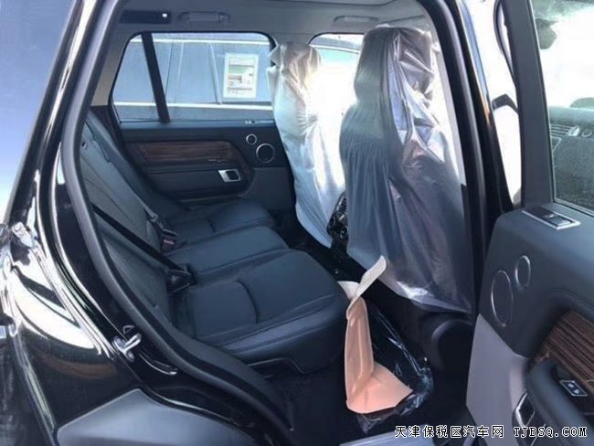 2019款路虎揽胜3.0T行政版 20轮/全景天窗现车101.5万