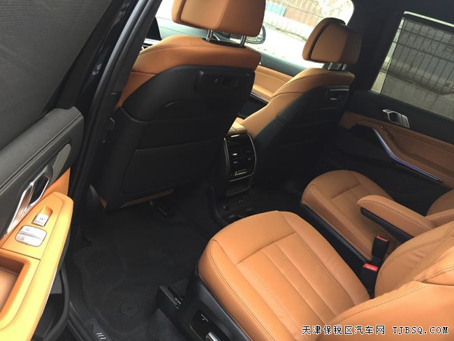 2019款宝马X7加规版 M运动包/大豪华包/6座现车93万优享