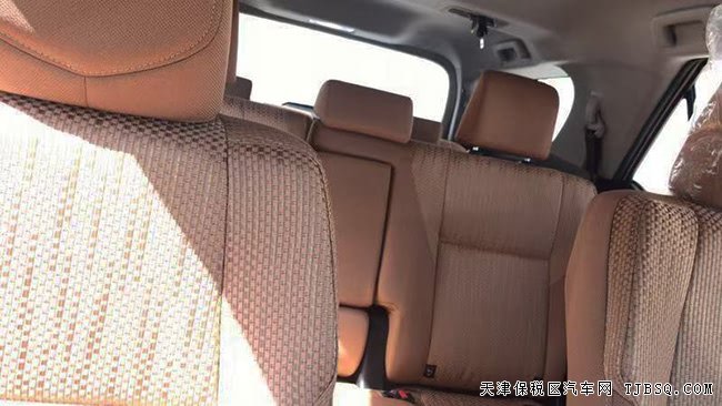 平行进口车19款丰田穿越者2700中东版 7座/17轮现车27万