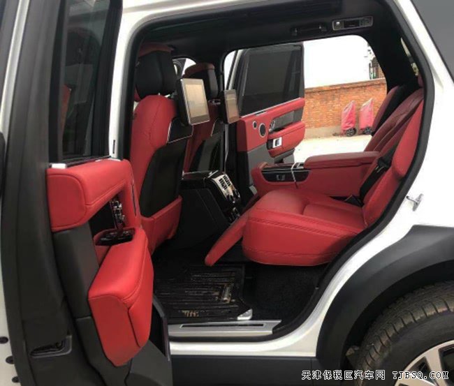 19款路虎揽胜5.0T创世加长版 1700W音响/21轮现车228万