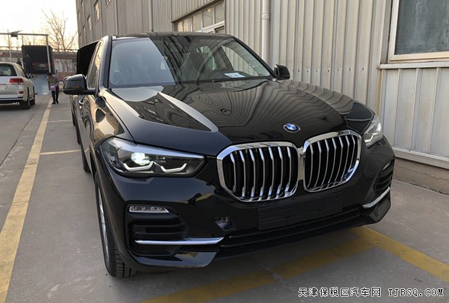 20款宝马X5欧规版 LED大灯/18轮/星空顶全景现车66.5万