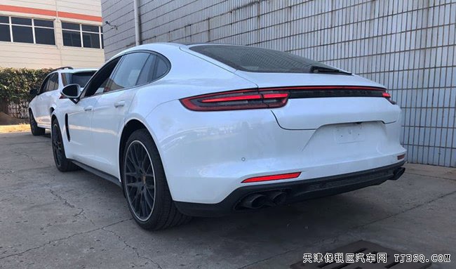 2019款保时捷Panamera加规版 BOSE/21轮/环影现车150万