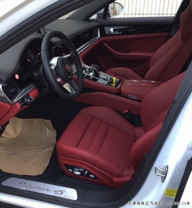 2019款保时捷Panamera加规版 BOSE/21轮/环影现车150万