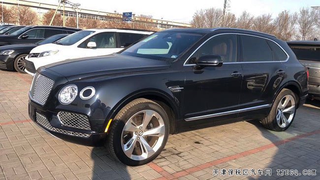 2020款宾利添越4.0T汽油版 22轮/舒适包/全景现车268万