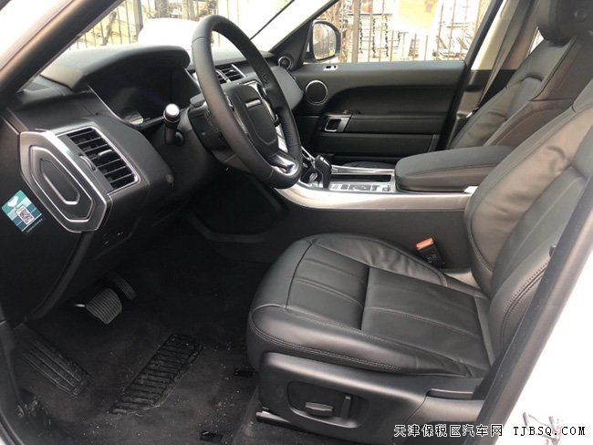 2020款路虎揽胜运动柴油版 19轮/脚感门/全景现车73.8万