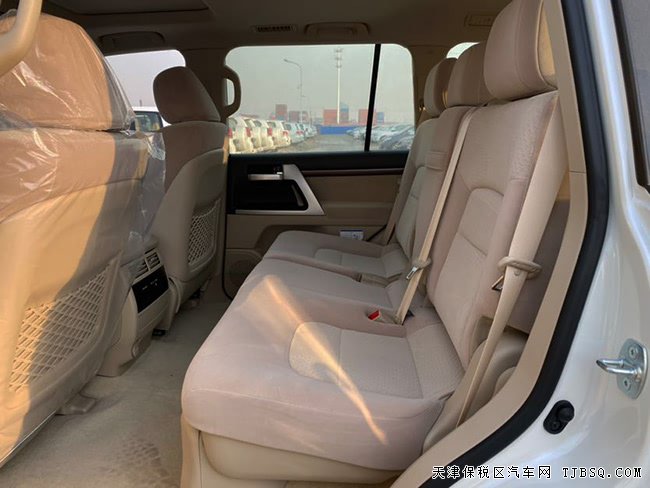 20款丰田酷路泽5700中东版 18轮/8气囊/前小杠现车104万