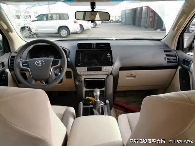2020款丰田普拉多4000中东版 18轮/天窗/后挂现车59.2万