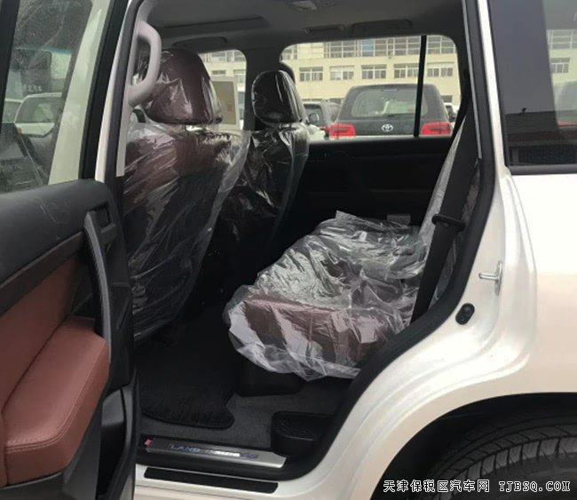19款丰田酷路泽4600中东版 20轮/GT包围/真皮现车97.5万