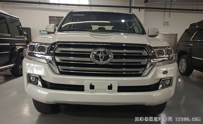 2019款丰田酷路泽4000中东版 18轮/遥启/天窗现车64.8万