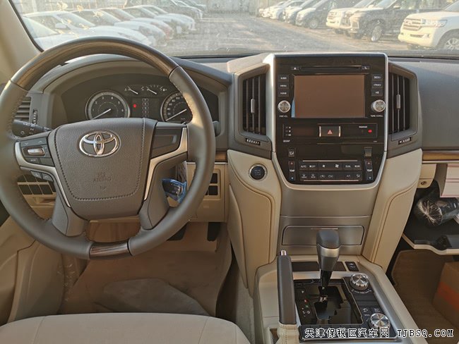 19款丰田酷路泽4000中东版 18轮/航踏/天窗现车65.3万