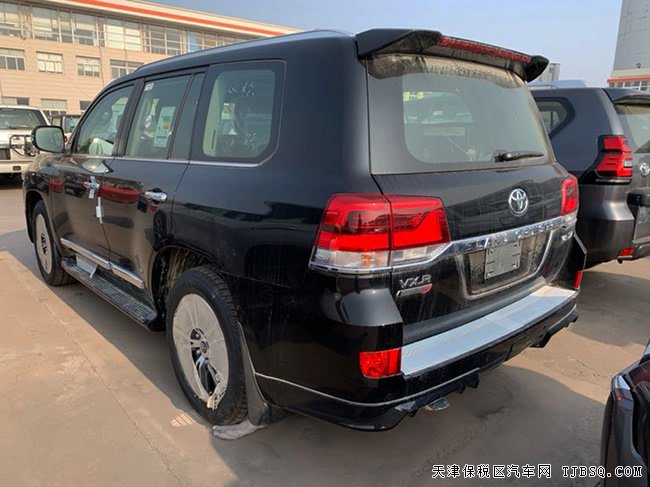 2020款丰田酷路泽5700中东版 GTS包围/20轮现车119.5万