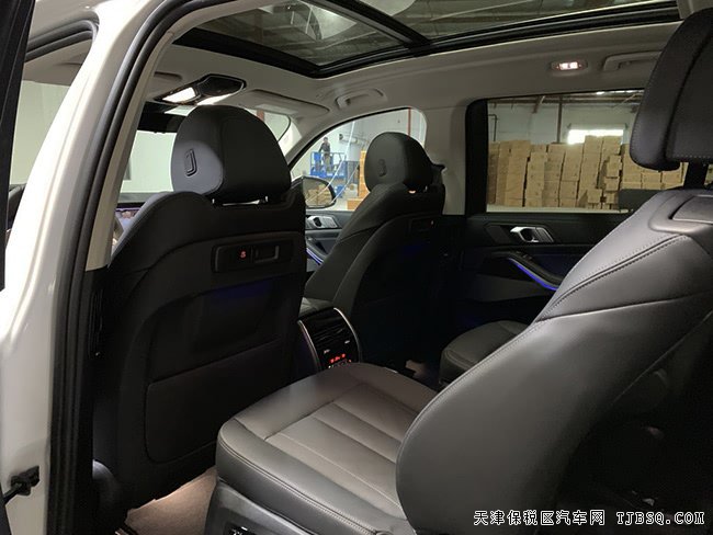 19款宝马X7美规版 21轮/星空顶全景/行政6座现车83.8万