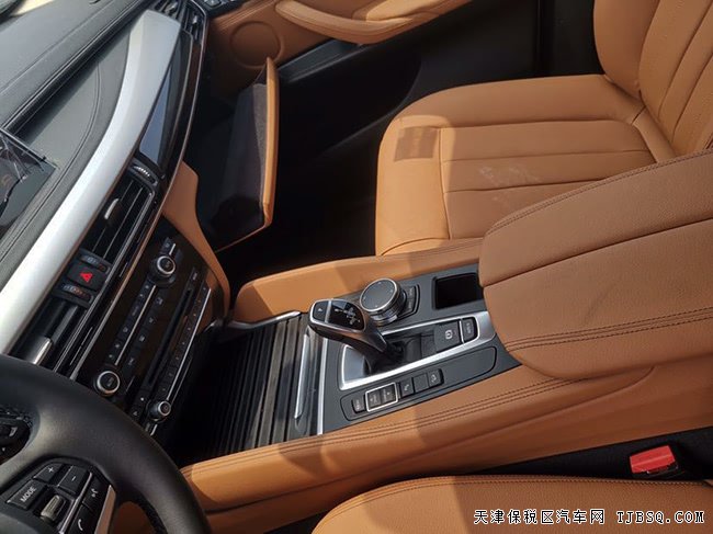 2019款宝马X6墨西哥版 20轮/天窗/液晶仪表现车63.5万