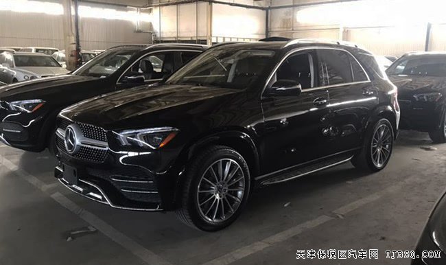 2020款奔驰GLE450加规版 豪华包/科技包/21轮现车88万