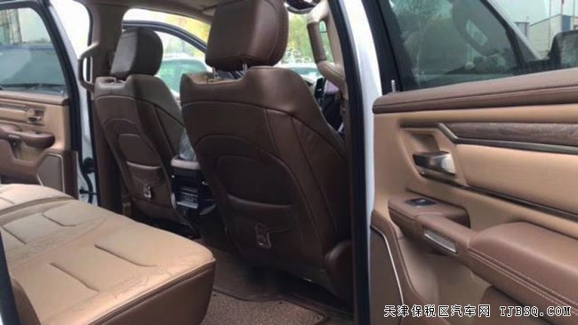 2019款道奇公羊长角号加规版 20轮/全景/遥启现车53.5万