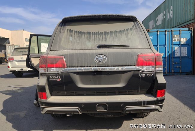19款丰田酷路泽5700中东版 20轮/GTS包围/真皮现车105万