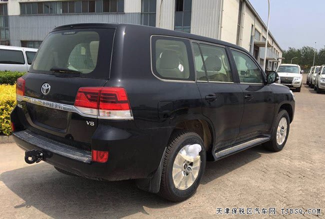 2019款丰田酷路泽4600中东版 18轮/天窗/遥启现车87.5万