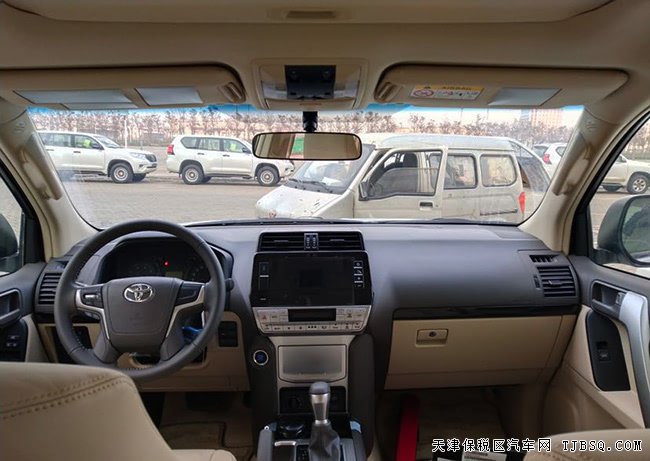 2019款丰田普拉多4000中东版 9气囊/18轮/包围现车64万