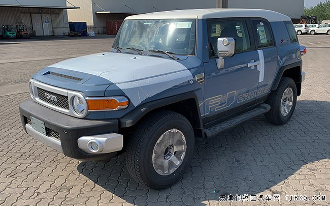 2020款丰田FJ酷路泽4.0L中东版 8气囊/17轮/JBL现车46万