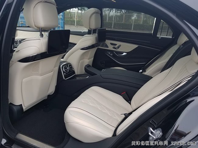 2019款奔驰S560加规版 四座包/驾驶包/豪华包现车165万