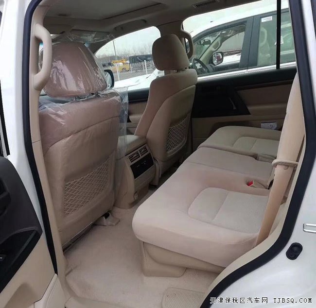 19款丰田酷路泽4000中东版 包围/20轮/天窗现车66.9万