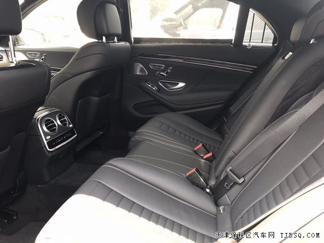 2019款奔驰S560加规版 运动包/豪华包/智驾包现车135万
