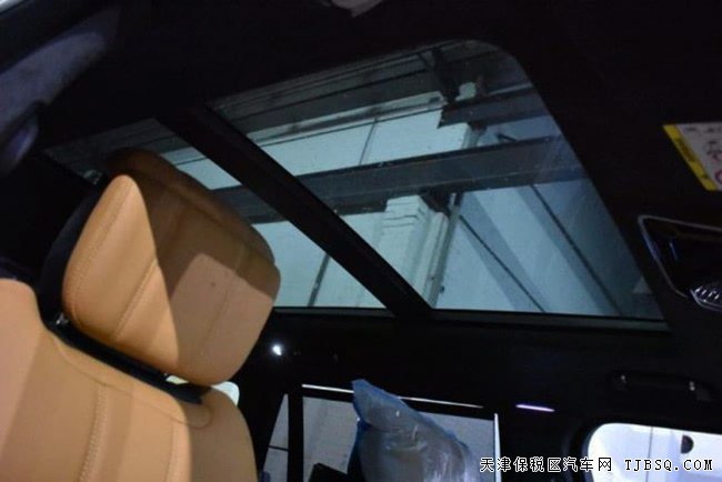20款路虎揽胜3.0T行政版 21轮/停车包/驾驶包现车134万