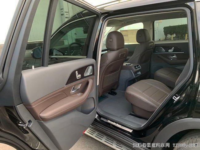 20款奔驰GLS450美规版 6座/20轮/全景天窗现车99万优选