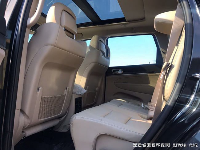 2017款JEEP大切诺基3.6L中东版 20轮/全景天窗现车38万