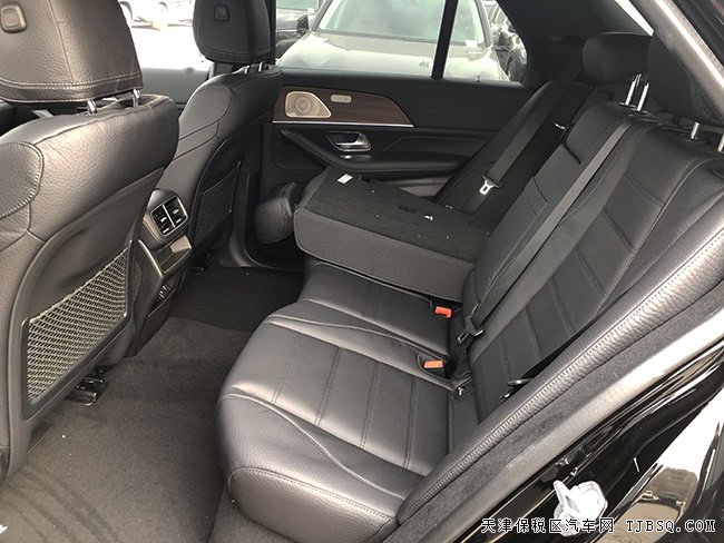 2020款奔驰GLE450加规版 豪华包/暗夜包/雷测现车82万