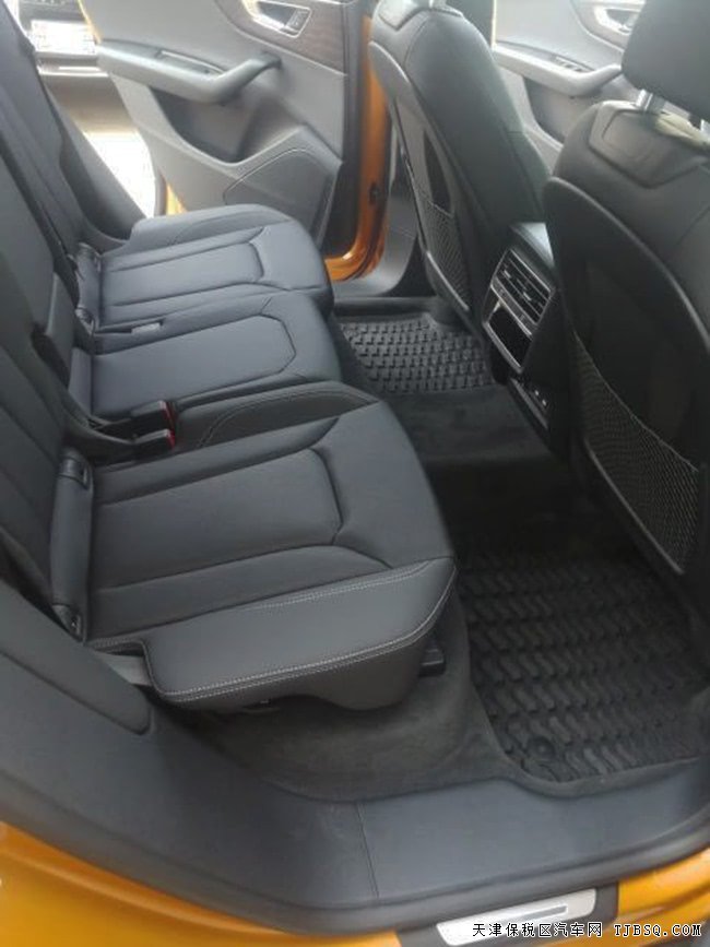 2019款奥迪Q8加规版 S-line包/21轮/环影/全景现车73万