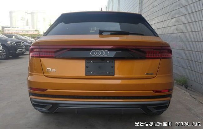 2019款奥迪Q8加规版 S-line包/21轮/环影/全景现车73万