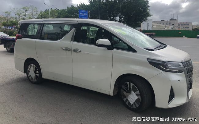 2019款丰田埃尔法尊贵版 18轮/全景/航空座椅现车100万