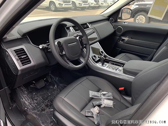 20款路虎揽胜运动柴油版 19轮/LED大灯/全景现车72.5万