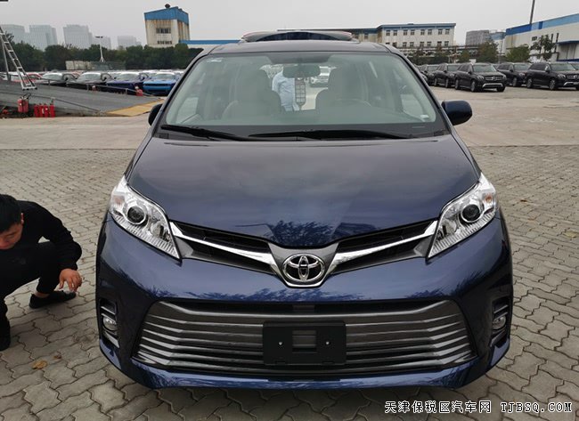 2020款丰田塞纳两驱XLE版 18轮/天窗/真皮座椅现车42万