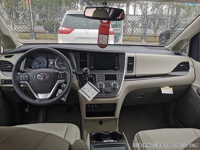 2020款丰田塞纳两驱XLE版 18轮/天窗/真皮座椅现车42万