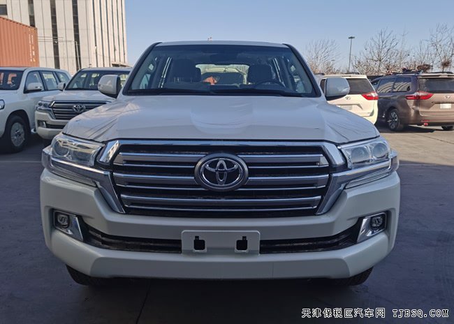 2020款丰田酷路泽4000中东版 七座/18轮/天窗现车64.8万