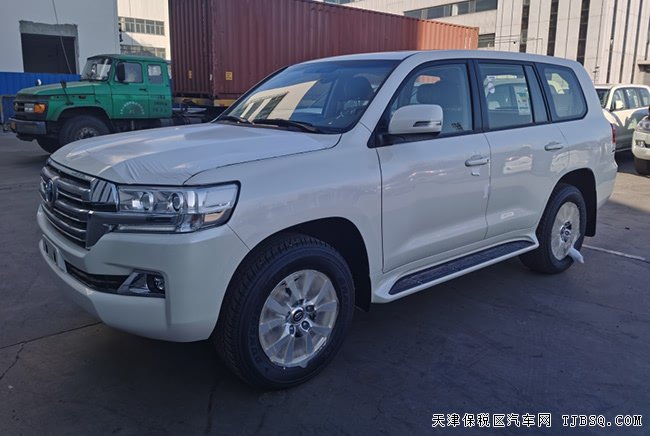 2020款丰田酷路泽4000中东版 七座/18轮/天窗现车64.8万