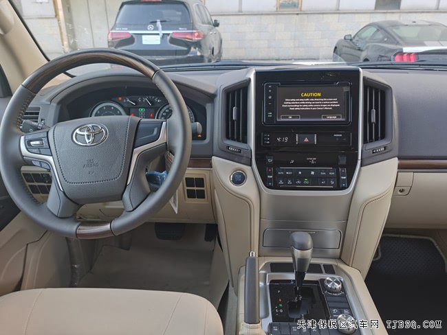 2020款丰田酷路泽4000中东版 七座/18轮/天窗现车64.8万