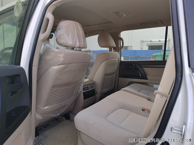 2020款丰田酷路泽4000中东版 七座/18轮/天窗现车64.8万