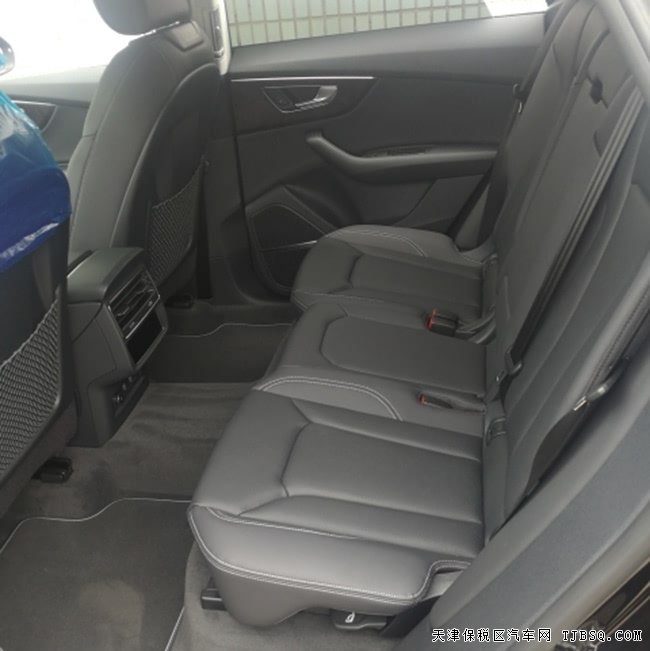 平行进口车19款奥迪Q8加规版 21轮/Sline/环影现车70万