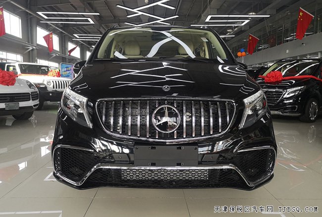 2019款奔驰V250中东版 18轮/全景天窗/航空座椅现车67万