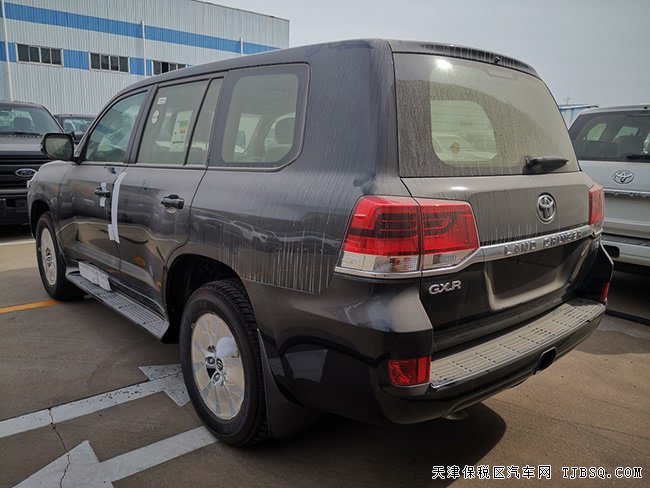 2019款丰田酷路泽4000中东版 18轮/遥启/天窗现车65.2万