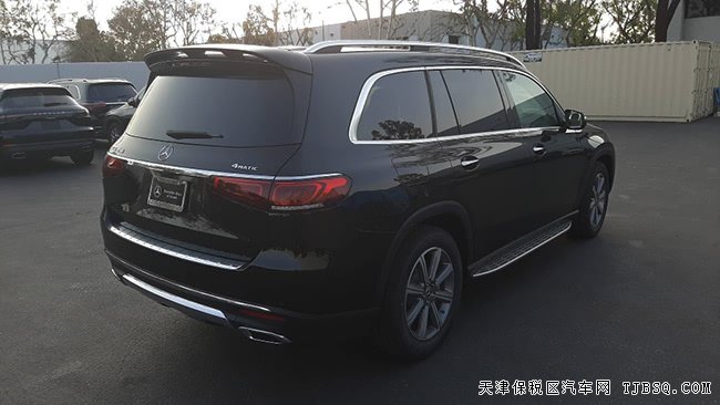 2020款奔驰GLS450美规版 7座/全景天窗/20轮现车93万购