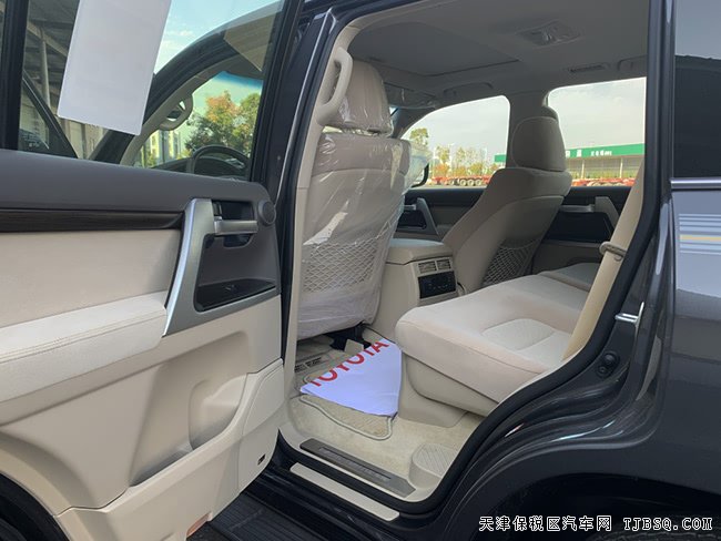 2019款丰田酷路泽5700中东版 JBL/18轮/KDSS现车97.5万